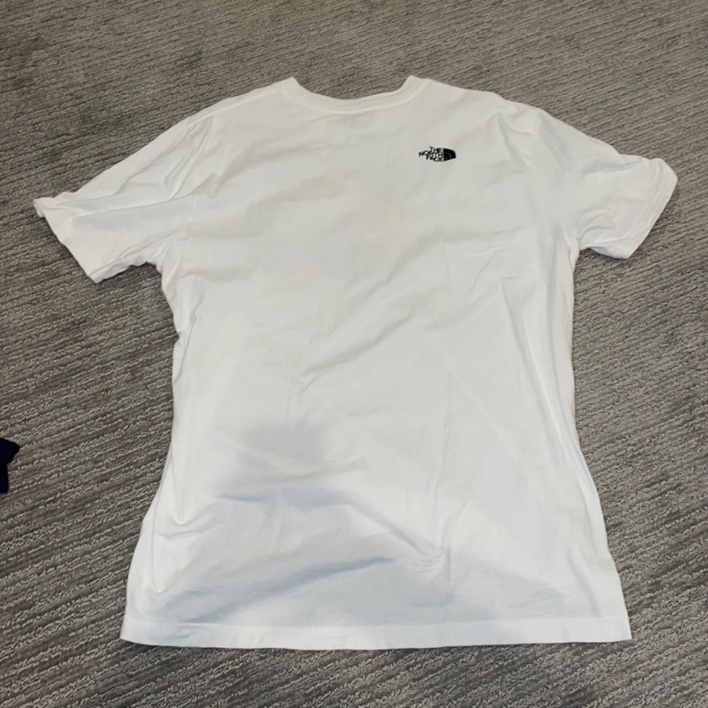 Men’s North Face shirt— SOLD